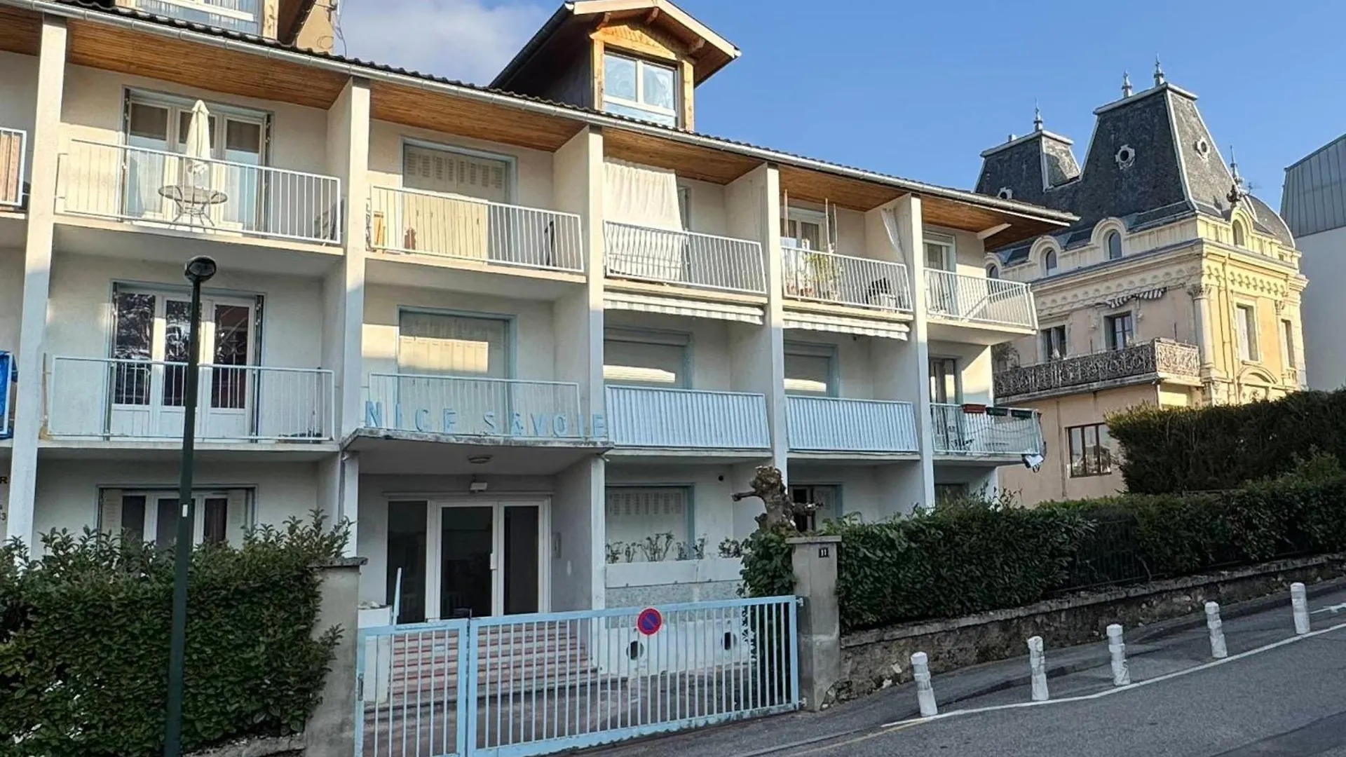 Type 2 Lumineux Avec Grand Garage A Aix-Les-Bains - Fr-1-555-104 Apartment